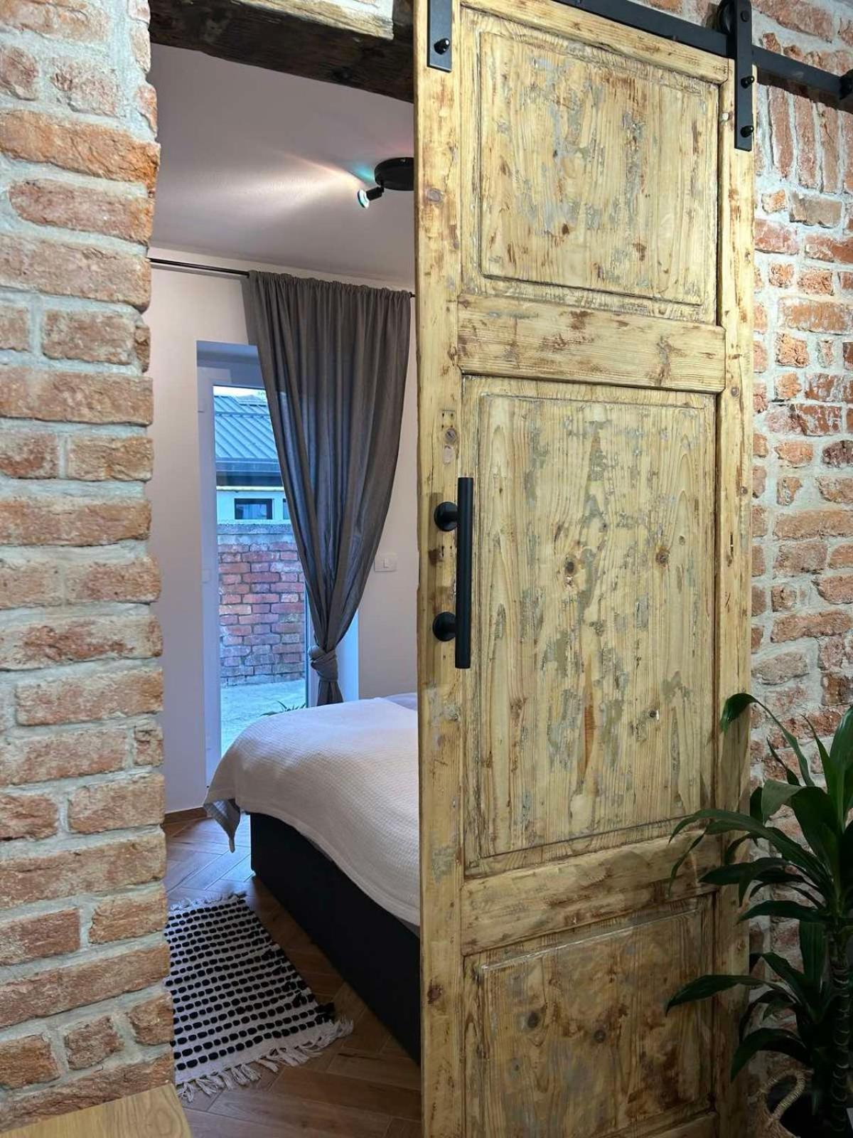 Gg Art Apartments III Ljubljana Dış mekan fotoğraf